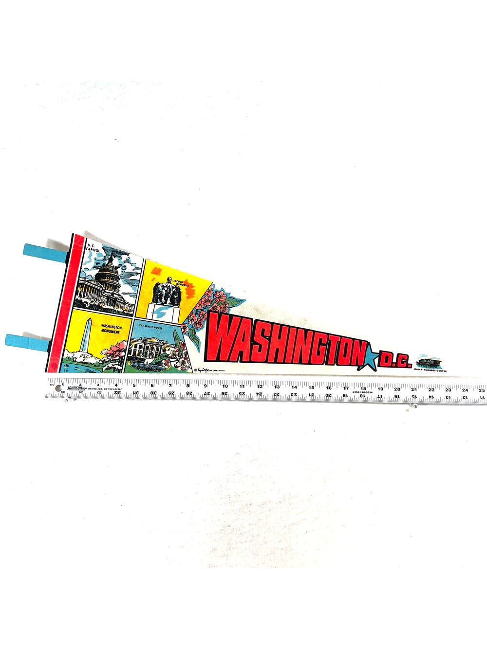 Washington DC VINTAGE '78 Felt Pennant 25" White House Capitol Lincoln Jefferson